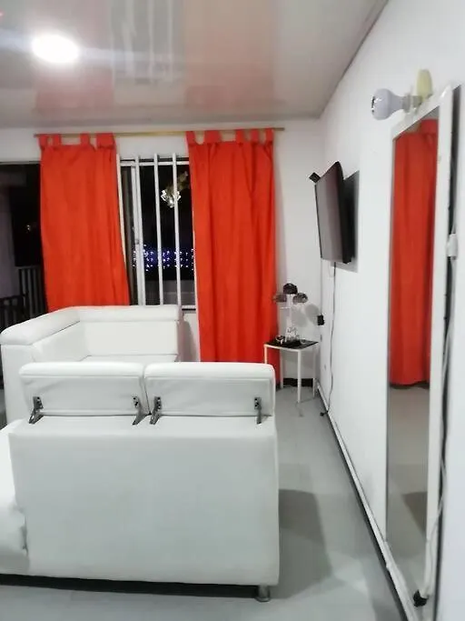 Apartamento Aura Cali Ferienhaus